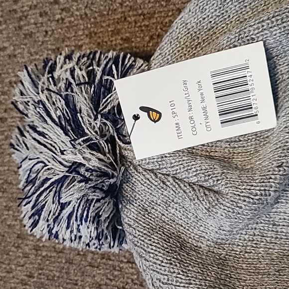 CHOK LIDS / NEW YORK WINTER STOCKING CAP/HAT - Picture 4 of 9